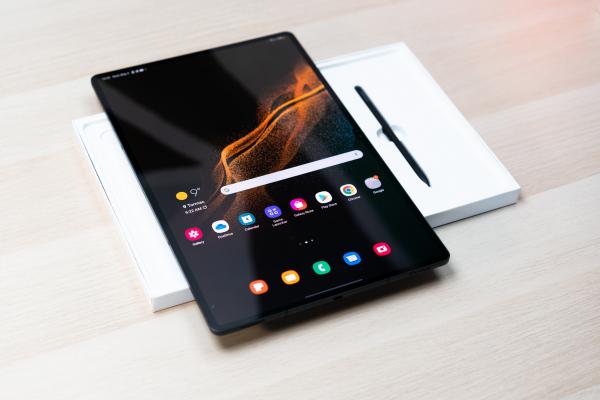Samsung Galaxy Tab S8 Ultra 5G - Unboxing