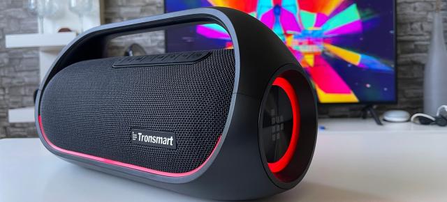 Prezentare Tronsmart Bang - boxa Bluetooth cu putere de 60W ideală pentru orice petrecere, inclusiv la piscină