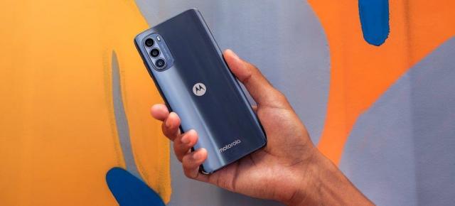 Preț și disponibilitate Motorola Moto G52 în România