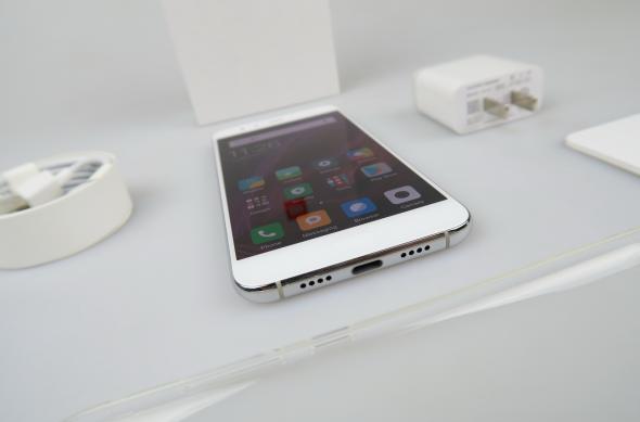 Xiaomi Mi 6 - Unboxing: Xiaomi-Mi-6_074.JPG