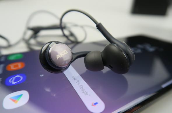 Caști Samsung Glaxy Note 8 (AKG): Samsung-Galaxy-Note-8_038.JPG