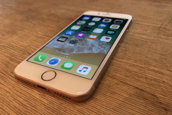 Apple iPhone 8 - Fotografii Hands-On de la evenimente