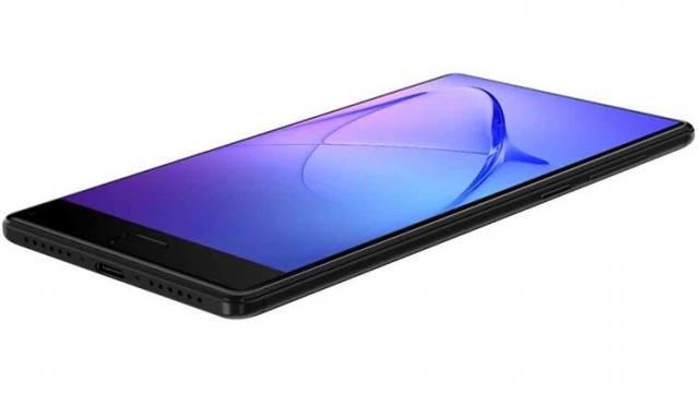 <b>Leagoo Kiicaa Mix are un preț special în această perioadă; poate fi achiziționat pentru suma de 109.99 dolari</b>Printre smartphone-urile regăsite în portofoliul chinezilor de la Leagoo avem și modelul Kiicaa Mix, terminal care în această perioadă poate fi achiziționat pentru suma de numai 109.99 dolari. Per total întreaga afacere pare a merita banii investiți