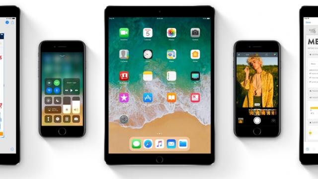 <b>Rata de adopție a lui iOS 11 ajunge la 25% în doar o săptămână; Oreo are sub 1%</b>Pe data de 19 septembrie s-a dat și startul actualizărilor la iOS 11, release software ce ajunge pe iPhone și iPad. Ca de fiecare dată când o nouă versiune a sistemului de operare mobil Apple ajunge pe piață, avem parte și de comparații din partea 