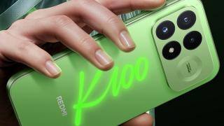 Redmi K100 Pro are o variantă fluorescentă pe care poți desena cu lanterna în stil "Light Painting"
