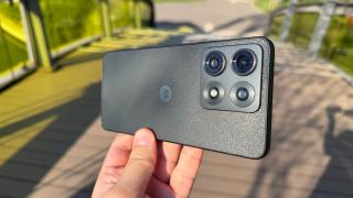 Motorola edge 70 Max: Hardware la nivel cu Moto Signature, pentru performanță brută