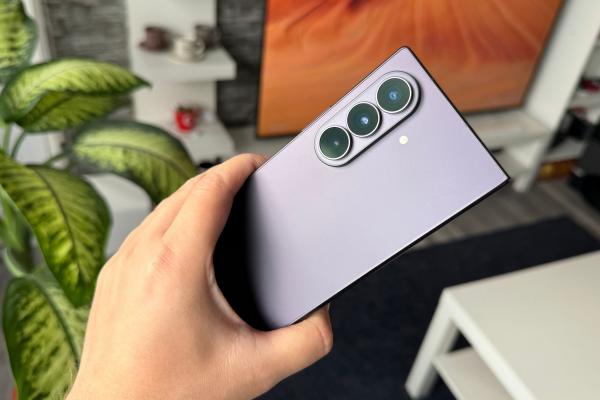 Samsung Galaxy Z Fold8 Ultra: Camera primește îmbunătățiri constante, cea mai bună soluție de pe un pliabil Galaxy