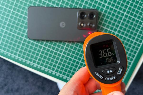 Motorola edge 70 Max - Test temperatură