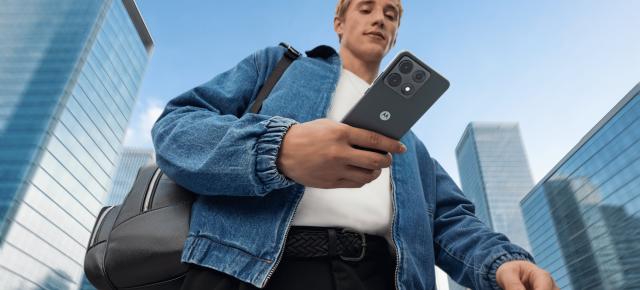 Motorola edge 70 MAX ajunge oficial în România: Snapdragon 8 Gen 5, ecran de 144Hz și baterie de 7.100 mAh