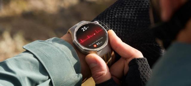 Huawei Watch GT 7 Pro apare într-un nou leak: design în două tonuri, titan și până la 11 variante de culori pentru întreaga gamă
