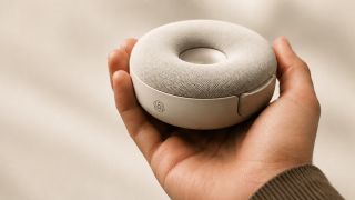 Primul gadget OpenAI va fi un soi de puc de hochei, cu GPT la bord