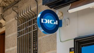 Digi conduce piața mobilă, dar îi lipsește încă o piesă: conexiunea directă la satelit
