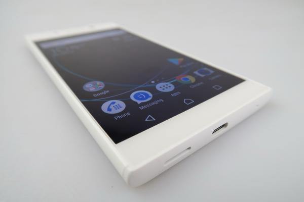 Sony Xperia L1: Baterie acceptabilă şi atât