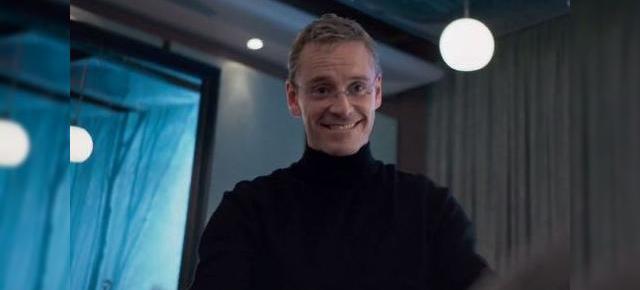 Noul film despre viaţa lui Steve Jobs produs de Aaron Sorkin se dovedeşte a fi o dezamăgire la capitolul box office