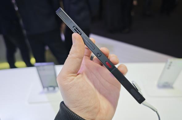 Nubia RedMagic 10 Pro la MWC: Nubia-RedMagic-10-Pro_018.jpg