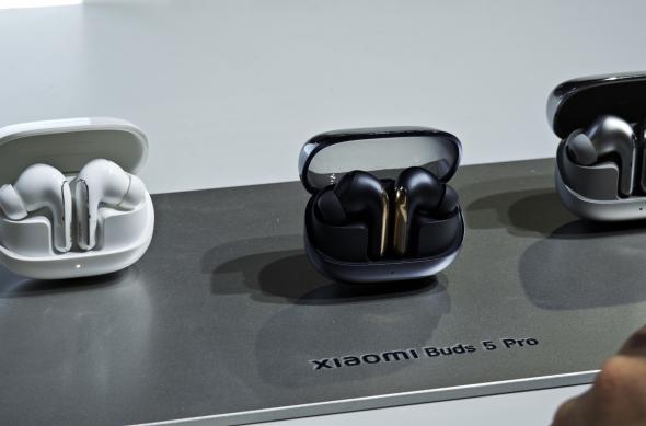 Xiaomi Buds 5 Pro - Fotografii hands-on (MWC 2025): IMG_20250302_160744.jpg