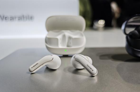 Xiaomi Buds 5 Pro - Fotografii hands-on (MWC 2025): IMG_20250302_160849.jpg