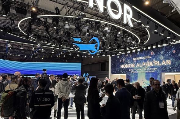 MWC 2025 - Standul HONOR: Photo 03.03.2025, 10 15 28 (1).jpg