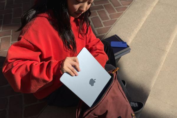 Apple anunță subit un nou MacBook Air! Variante de 13 și 15 inch mai accesibile, cu procesor M4