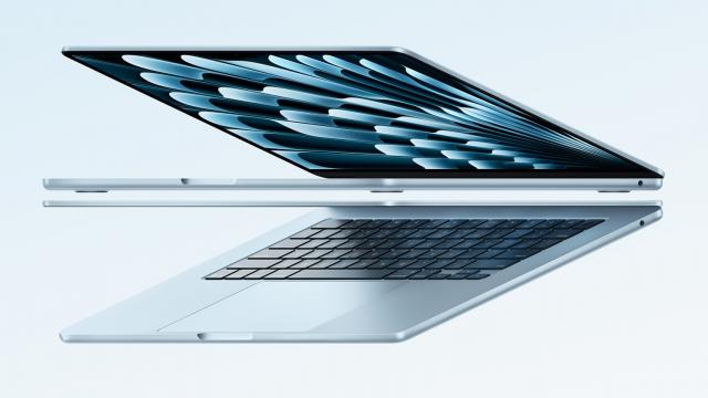 <b>Preț și disponibilitate Apple MacBook Air 15 (M4) în România</b>Începutul lunii martie a venit cu multe anunțuri din partea Apple. Astfel au debutat noi tablete, iPhone 16e, dar și laptopuri din gama Air, în variante de 13 și 15 inch. În cadrul acestui articol vom discuta despre sumele de comercializare ale lui
