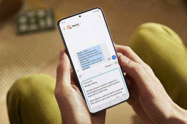 Samsung Galaxy S25 Ultra apare în prima imagine şi aduce schimbări de design, ergonomie