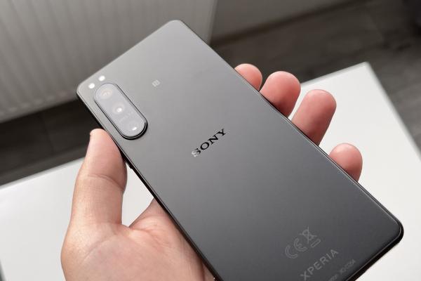 Sony Xperia 5 IV: Hardware fără mari schimbări faţă de predecesor, poate doar bateria...