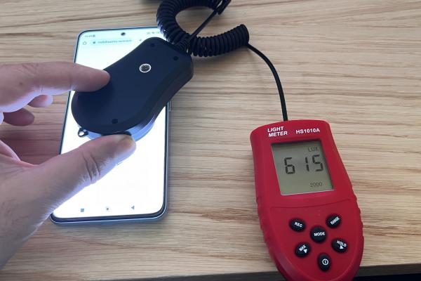 Luminozitate display Xiaomi 12 Lite și ecranul văzut la microscop