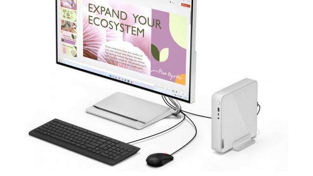 <b>CES 2023: Lenovo IdeaCentre Mini prezentat oficial - PC compact cu CPU Intel Core Gen 13, WiFi 6 și o mulțime de porturi</b>Lenovo s-a „grăbit” în acest an, prezentând deja o parte din noile dispozitive ce urmează a fi prezente în cadrul târgului tehnologic CES 2023 în luna ianuarie. Pe listă se află și un Mini PC rival pentru Mac Mini, numit Lenovo IdeaCentre Mini. Chiar