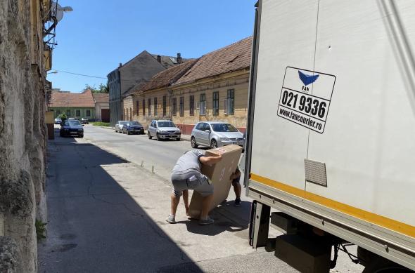 TCL C81 (TCL 65C81) Unboxing: TCL-C81-Unboxing_03.jpg