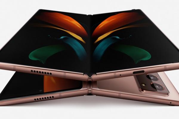 Samsung Galaxy Z Fold 2 5G devine oficial: pliabil cu display-uri mai mari, camere de Galaxy S20 și nuanță Mystic Bronze