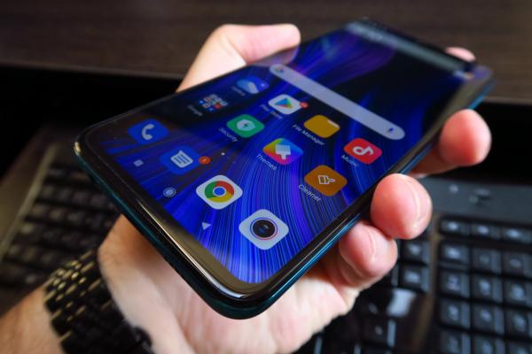 Xiaomi Redmi Note 9 Pro: Design care gâdilă sensibilitatea estetică a oricărui cumpărător