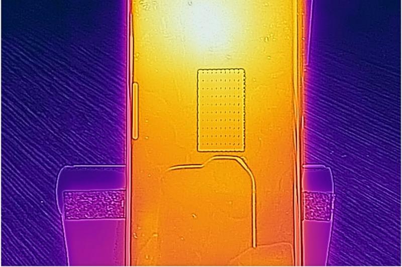 Motorola Edge+ - Teste Mobilissimo.ro: Motorola-Edge-Plus_083.jpg