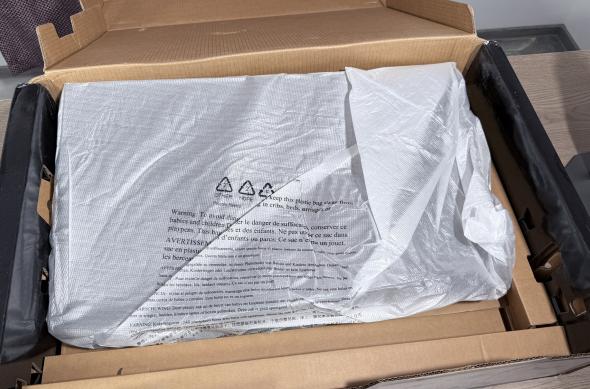 AOC Agon Pro AG276QZD2 - Unboxing: Photo 06.12.2025, 18 51 47.jpg