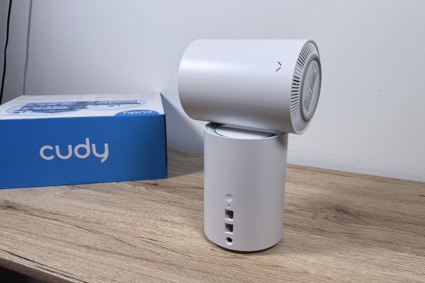 Am testat Cudy M1300 2.0: Sistem Mesh Wi-Fi 5 accesibil, elegant și surprinzător de stabil