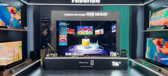 Am văzut televizorul de aproape 3 metri ULED Mini LED RGB Hisense şi iată ce e special la el