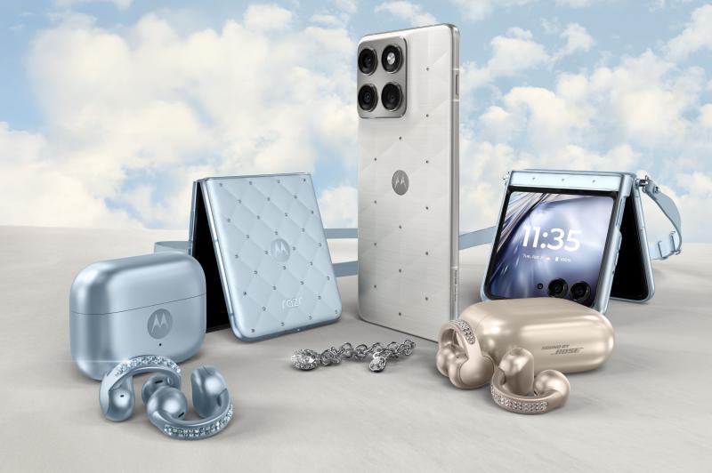 Motorola edge 70 Cloud Dancer - Fotografii oficiale: Colour Of The Year 2026 Edge 70 Bundle Square.jpg