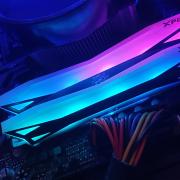 XPG SPECTRIX D60G: Kit memorie 16 GB RAM (DDR4-3600MHz) la preț competitiv, cu iluminare RGB și performanță high-end