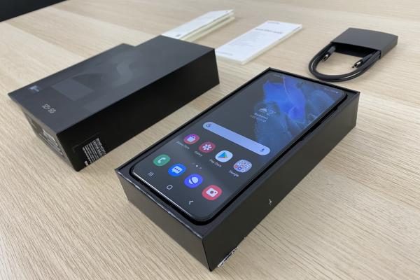 Samsung Galaxy S21+ 5G - Unboxing