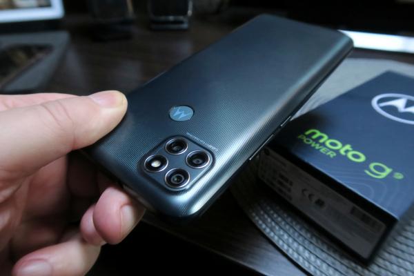 Motorola Moto G9 Power Unboxing: cel mai nou battery phone de 6000 mAh are un ecran uriaş, cameră triplă (Video)