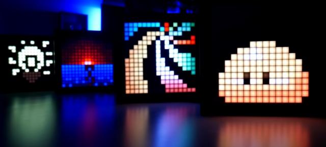 E LUNI e AMAZON: Azi vă recomandăm Divoom Pixoo - Ramă digitală smart pentru pasionații de Pixel Art și nu numai