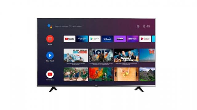 <b>TCL va aduce Android TV 11 pe Smart TV-urile lansate în 2019 și 2020 în acest an</b>Televizoarele TCL sosesc în general cu sistemul de operare Roku TV la bord. Totuși, compania a produs câteva modele cu Android TV încă de acum câțiva ani. În această săptămână, TCL a confirmat că modelele lansate în 2019 și 2020 vor fi actualizate la