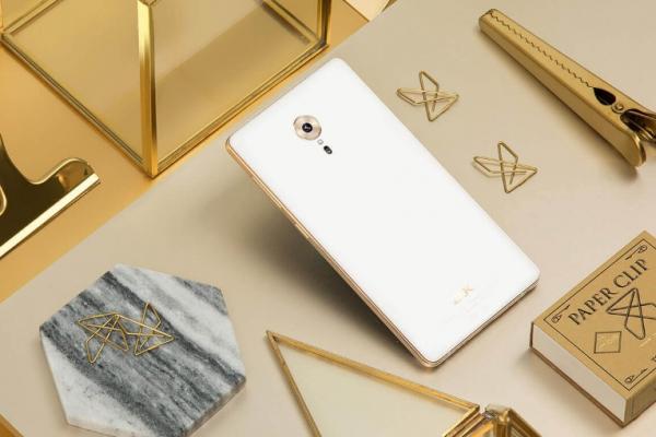 Lenovo ZUK Edge - Fotografii oficiale