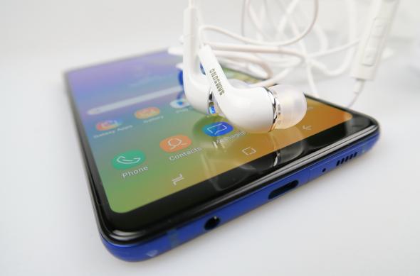 Putere volum Samsung Galaxy A9 (2018): Samsung-Galaxy-A9-2018_035.JPG