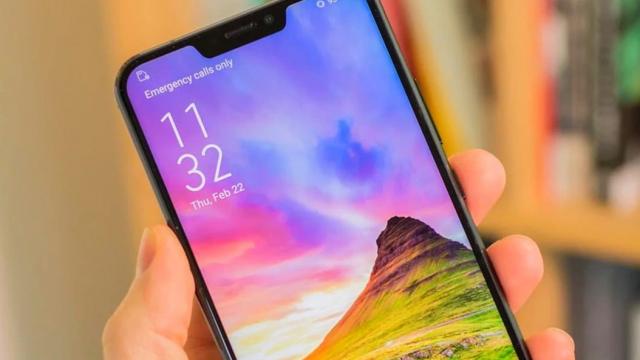 <b>LG Q9 apare în benchmark-uri cu procesorul Snapdragon 821 la bord, e gata de lansare</b>Am scris în multiple rânduri despre LG Q9 şi faptul că ar urma să sosească la începutul acestui an, poate chiar cu LG G8 la pachet. Ce e drept telefonul a fost deja certificat în Coreea de Sud şi azi aflăm că a trecut şi prin benchmark-uri, care dezvăluie