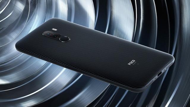 <b>Xiaomi Pocophone F1 va primi filmare slow mo la 960 FPS şi Night Mode cu următoarea actualizare</b>Xiaomi Pocophone F1 este câştigătorul anului 2018, dacă ne gândim strict la raportul calitate/preţ. Telefonul costă doar 300 de dolari în India şi oferea procesor Snapdragon 845, iar pe final de 2018 ajungea la 1199 lei şi pe plan local