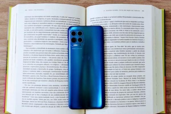 Motorola anunță lansarea funcției Scanner pentru camera foto, disponibilă deja pe Moto G100