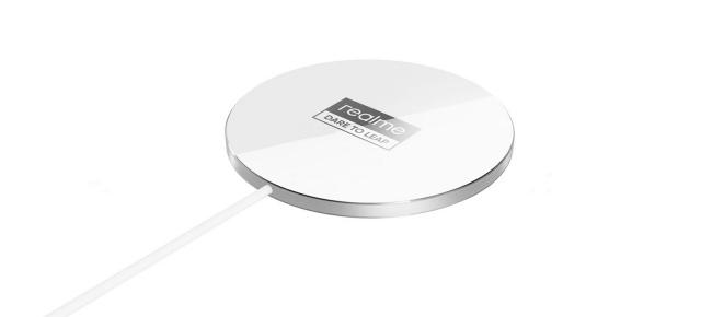 Soluția de încărcare Realme MagDart își face apariția în primele imagini! Rivalul Apple MagSafe se apropie de lansare