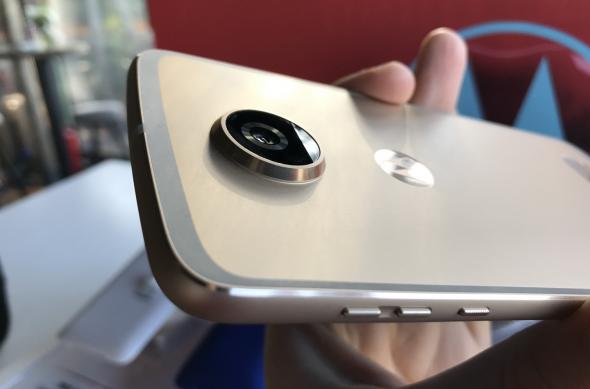 Motorola Moto Z2 Play - Fotografii Hands-On de la evenimente: Lansare-Motorola-Moto-Z2-Play-in-Romania_009.jpg