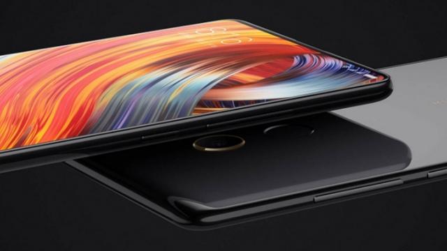 <b>Xiaomi Mi Mix 2, Mi Note 3 dar și Mi Notebook Pro sunt acum disponibile la precomandă pe GeekBuying; iată cât costă aceste produse</b>Evenimentul desfășurat de către Xiaomi în această dimineață ne-a adus lansarea a 3 noi produse, acestea fiind smartphone-urile Mi Mix 2 și Mi Note 3, respectiv laptop-ul Xiaomi Mi Notebook Pro. Descoperim între timp faptul că retailerul chinez