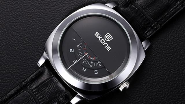 <b>TomTop are o reducere specială pentru ceasul SKON 5017 Half Dial; un accesoriu fashion deosebit ce costă 7.79 dolari</b>Astăzi cei de la TomTop ne oferă un cod promoțional de reducere pentru ceasul SKONE 5017 Half Dial, un accesoriu fashion ce se diferențiază de ceasurile obișnuite. Adoptă așa numitul design Half Dial unde doar jumătate din cadran este reprezentat